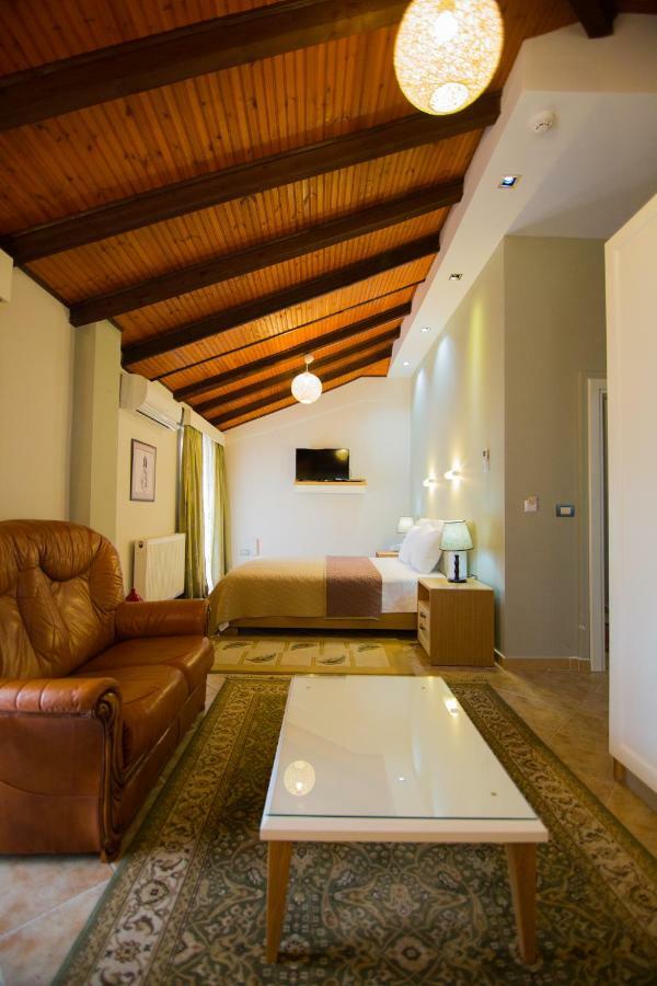 Dea 2002 Hotel 3*
