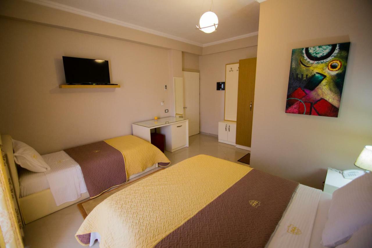 Dea 2002 Hotel Korce