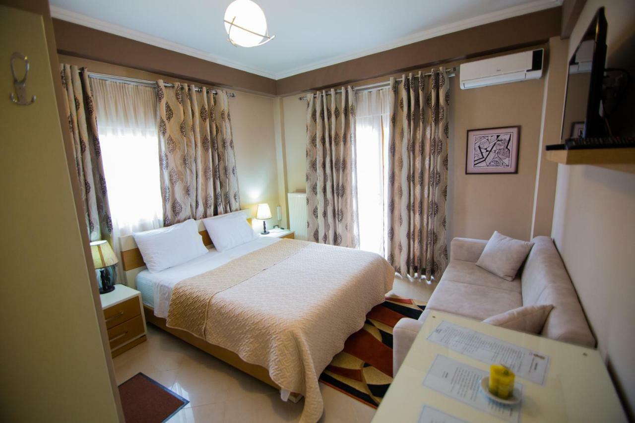 Hotel Dea 2002 Korce