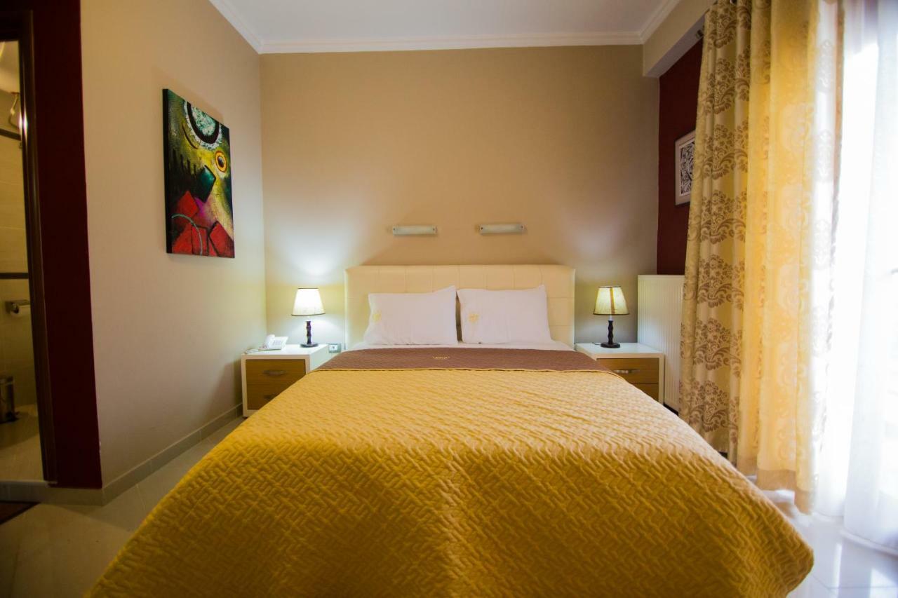 Hotel Dea 2002 Korce